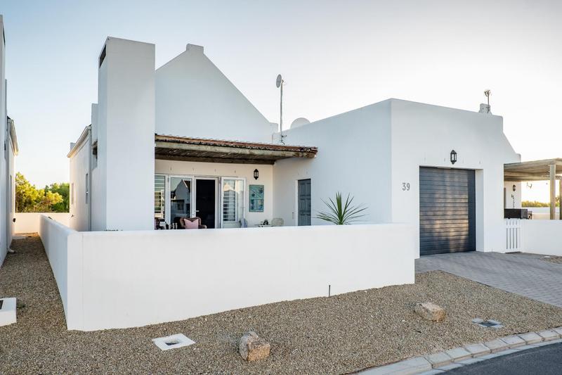 2 Bedroom Property for Sale in Britannia Bay Western Cape